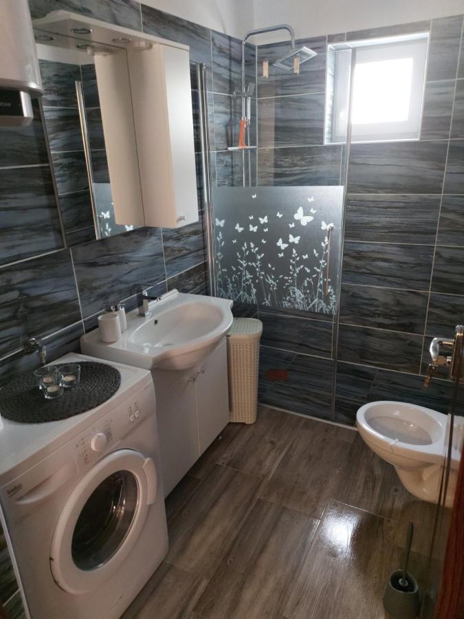 Апартаменты Apartman Stefan Карлобаг Экстерьер фото