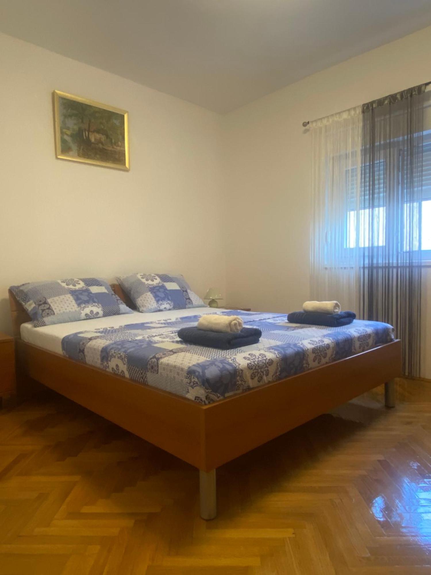Апартаменты Apartman Stefan Карлобаг Экстерьер фото